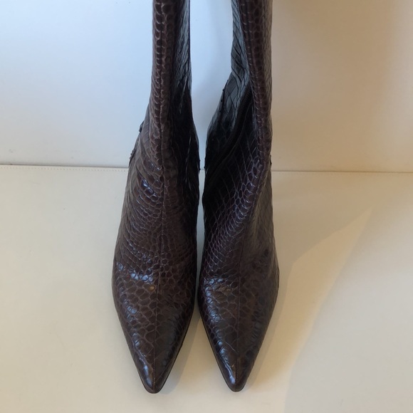 Burberry crocodile heeled boots AUTHENTIC - Picture 9 of 9